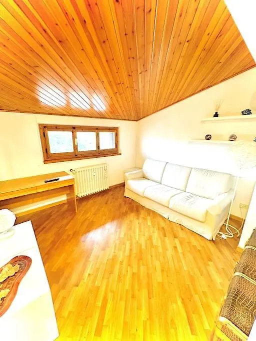 度假居 4 Minuti Dalla Stazione Loft Moderno 波塔斯维 意大利